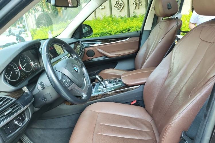 Used BMW X5 2014 xDrive35i Leading Model Left Front Seat