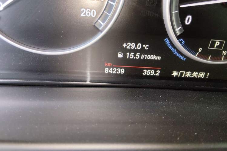 Used BMW X5 2014 xDrive35i Elegant Edition Odometer Close Up