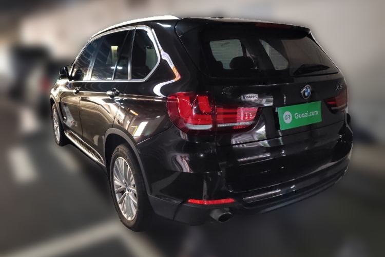 Used BMW X5 2014 xDrive35i Leading Model Rear Left 45 Deg
