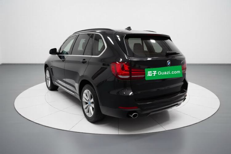 Used BMW X5 2014 xDrive35i Elegant Edition Rear Left 45 Deg