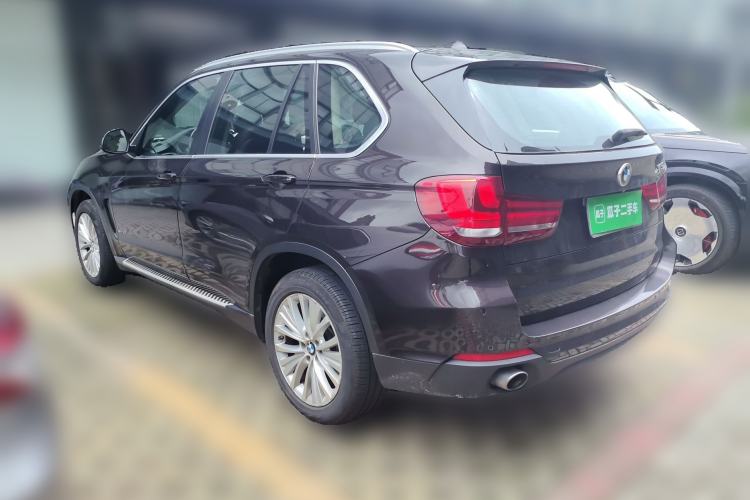 Used BMW X5 2014 xDrive35i Leading Model Rear Left 45 Deg