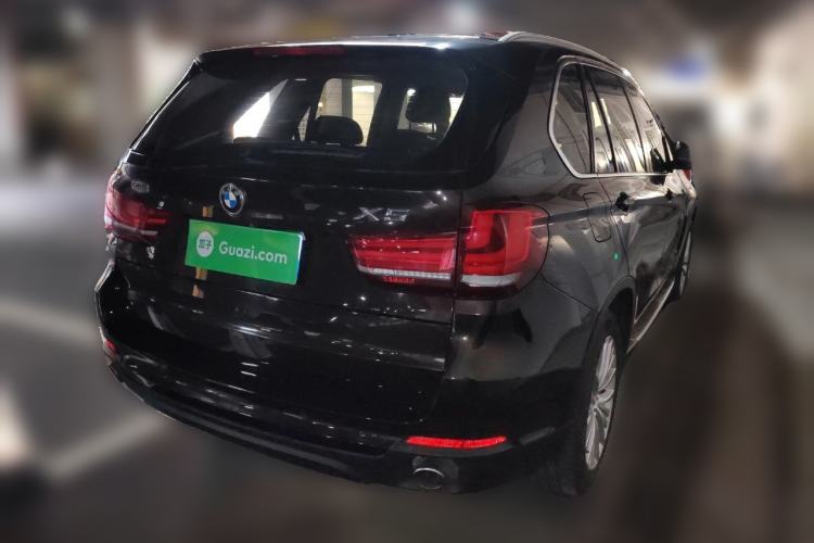 Used BMW X5 2014 xDrive35i Leading Model Rear Right 45 Deg