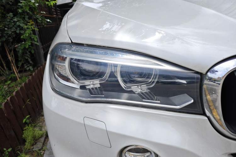 Used BMW X5 2014 xDrive35i Leading Model Right Front Headlight