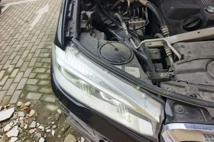 Used BMW X5 2014 xDrive35i Luxury Edition Right Front Headlight