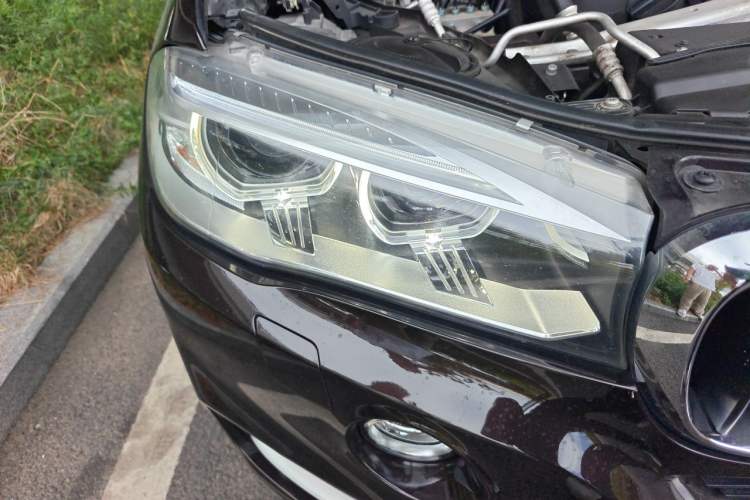 Used BMW X5 2014 xDrive35i Elegant Edition Right Front Headlight