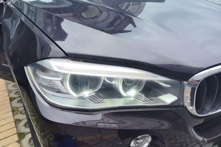 Used BMW X5 2014 xDrive35i Leading Model Right Front Headlight