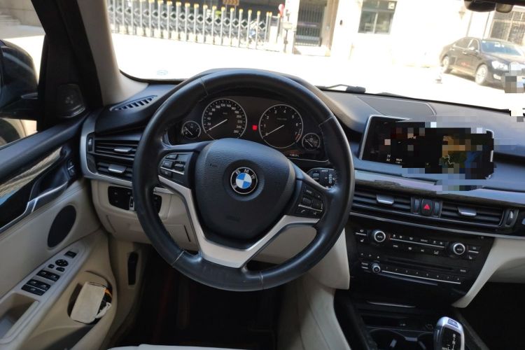 Used BMW X5  Steering Wheel