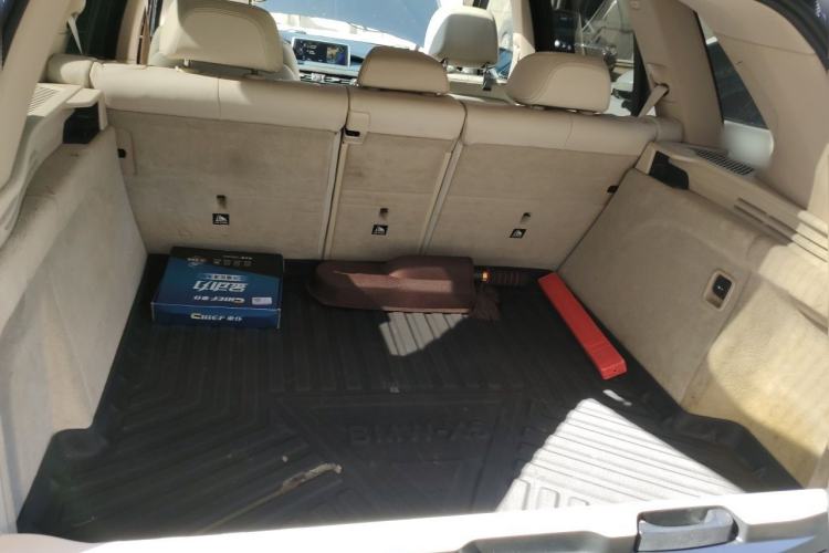 Used BMW X5  Trunk