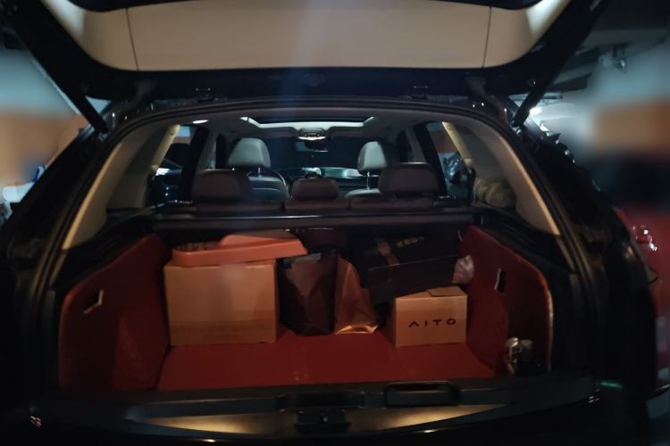 Used BMW X5 2014 xDrive35i Luxury Edition Trunk