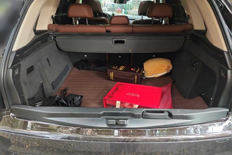 Used BMW X5  Trunk
