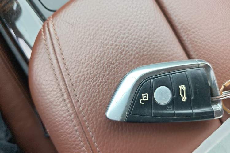 Used BMW X5 2014 xDrive35i Elegant Edition Vehicle Key