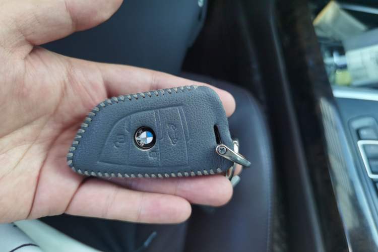 Used BMW X5 2014 xDrive35i Elegant Edition Vehicle Key