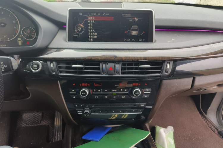 Used BMW X5 2014 xDrive35i Leading Model Audio And AC Panel