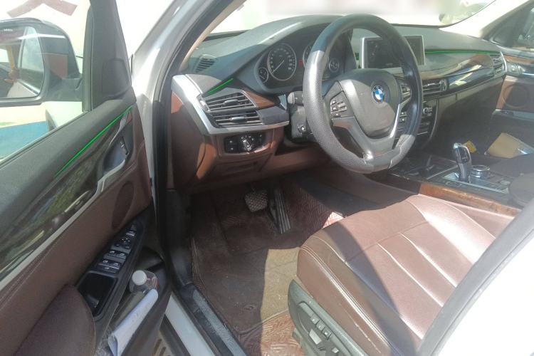Used BMW X5 2014 xDrive35i Elegant Edition Driver Seat