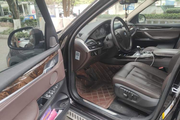 Used BMW X5  Driver Seat