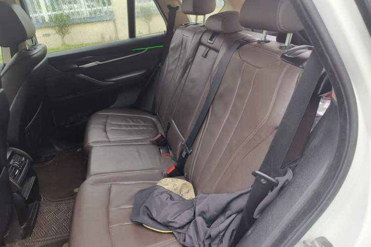 Used BMW X5 2014 xDrive35i Leading Model Left Rear Seat