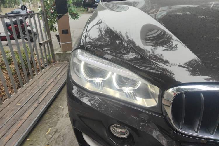 Used BMW X5  Right Front Headlight