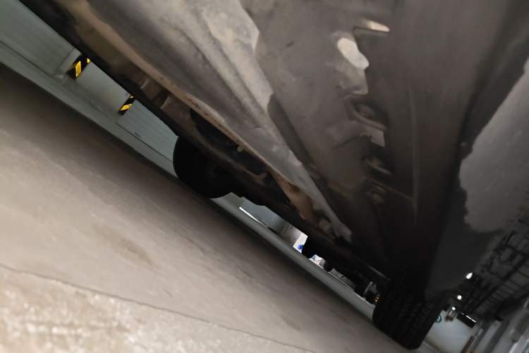 Used BMW X5 2014 xDrive35i Elegant Edition Chassis Rear Right