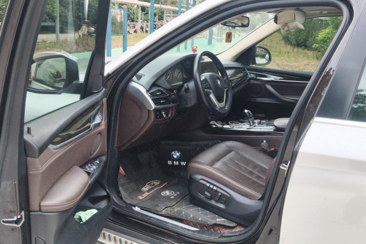 Used BMW X5 2014 xDrive35i Luxury Edition Driver Seat