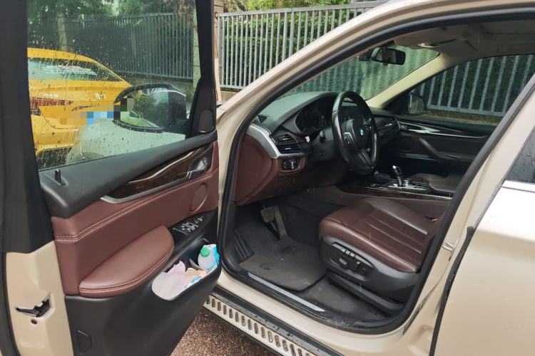 Used BMW X5 2014 xDrive35i Elegant Edition Driver Seat