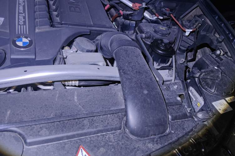 Used BMW X5 2014 xDrive35i Leading Model Engine Bay Left