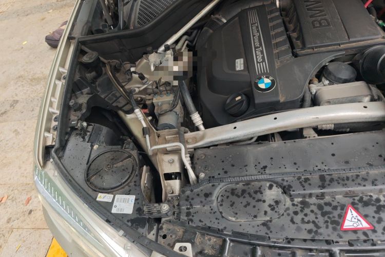Used BMW X5 2014 xDrive35i Elegant Edition Engine Bay Right