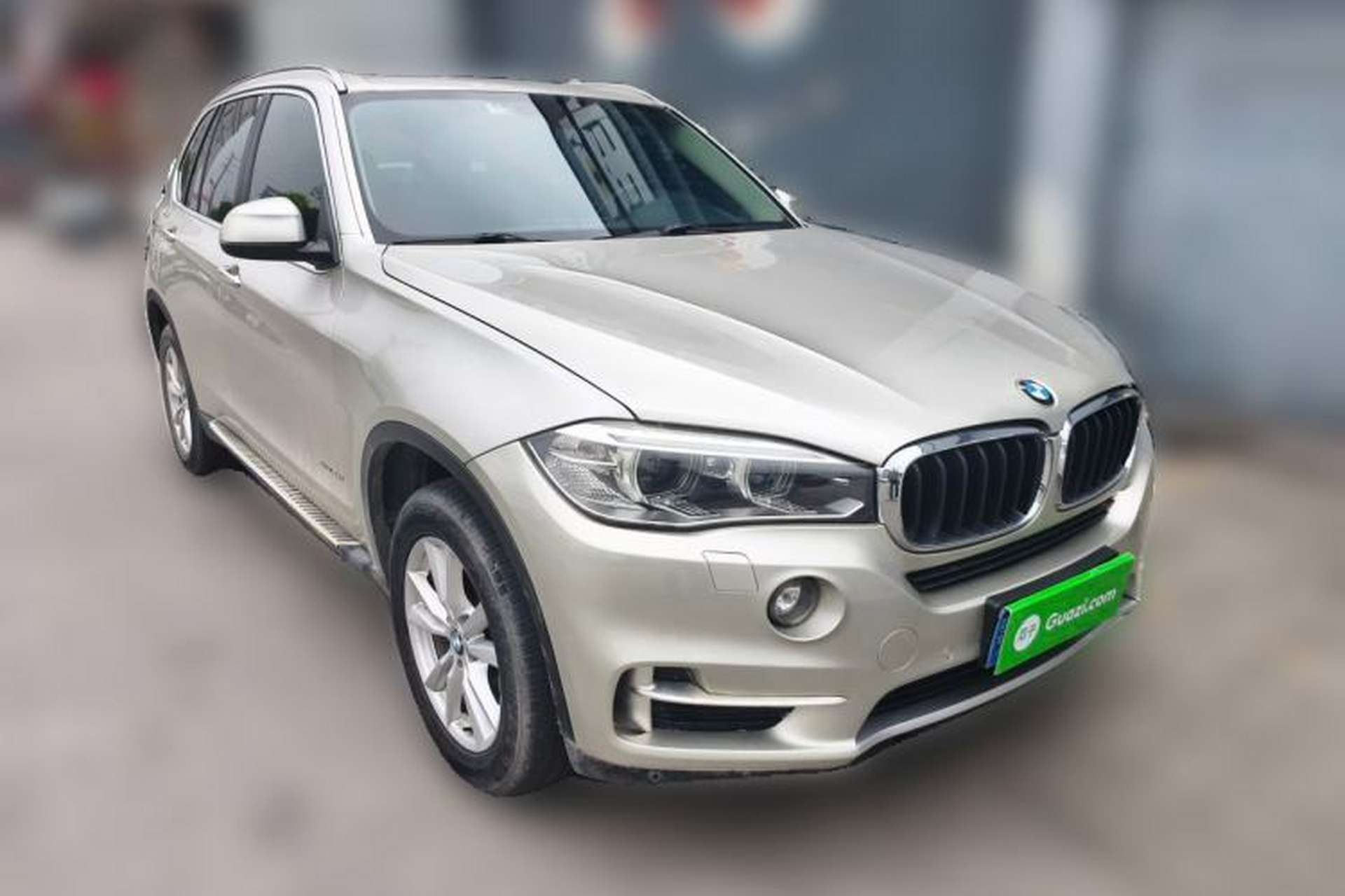 Used BMW X5 2014 xDrive35i Elegant Edition Front Right 45 Deg