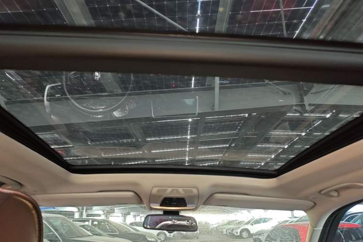 Used BMW X5 2014 xDrive35i Leading Model Headliner