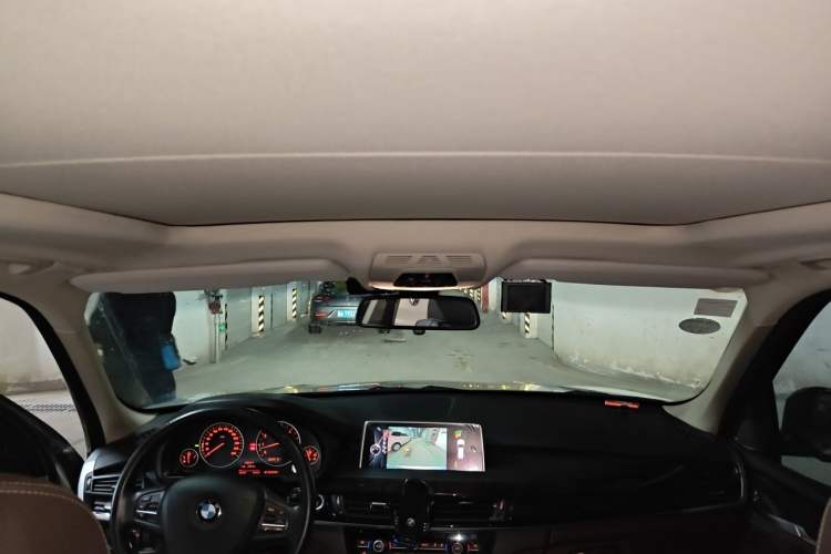 Used BMW X5 2014 xDrive35i Elegant Edition Headliner