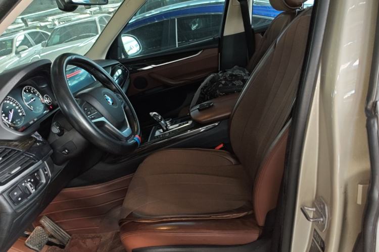 Used BMW X5 2014 xDrive35i Leading Model Left Front Seat