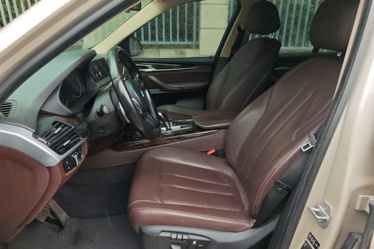 Used BMW X5 2014 xDrive35i Elegant Edition Left Front Seat