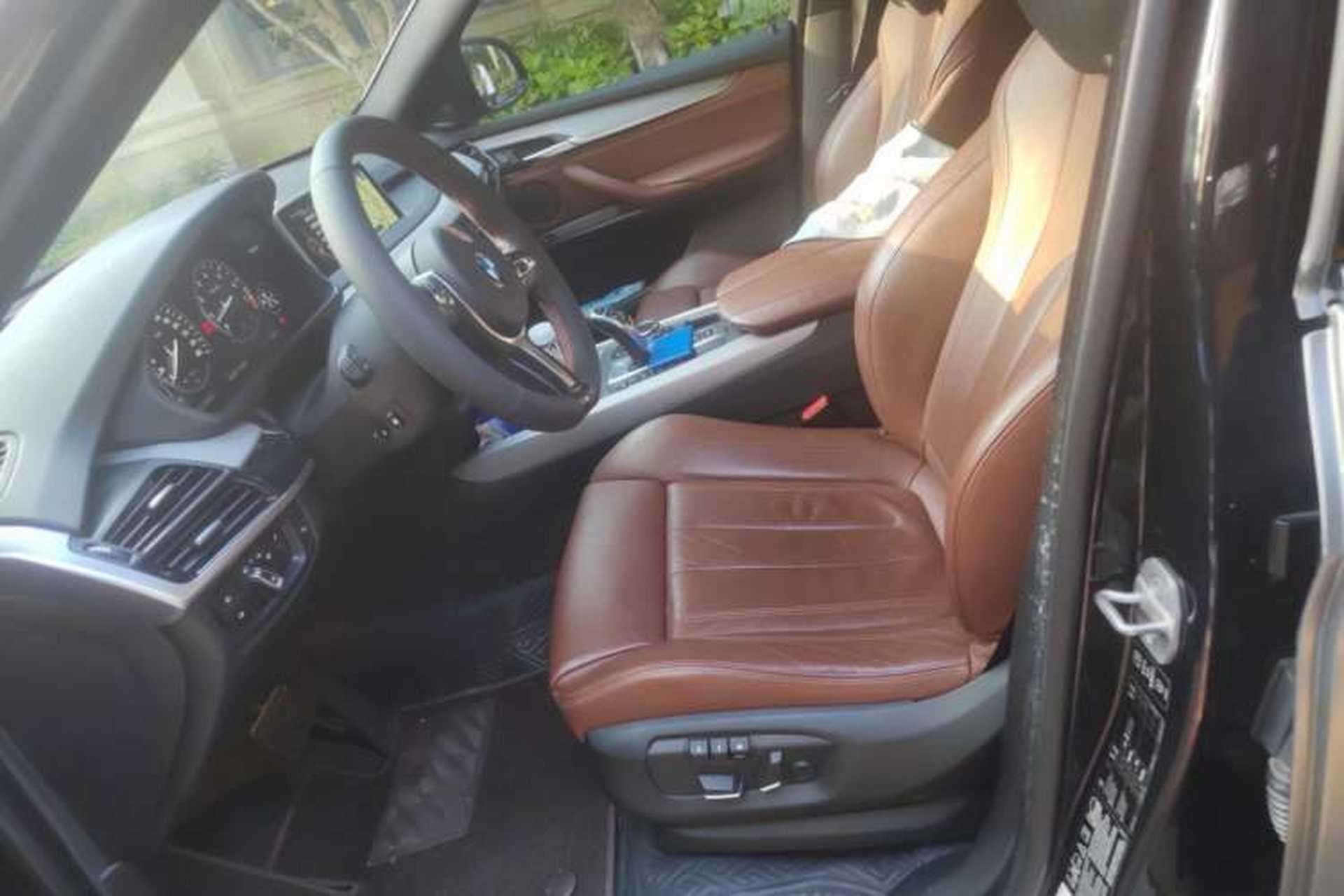 Used BMW X5 2014 xDrive35i Luxury Edition Left Front Seat