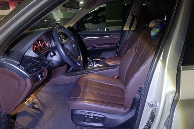 Used BMW X5 2014 xDrive35i Luxury Edition Left Front Seat