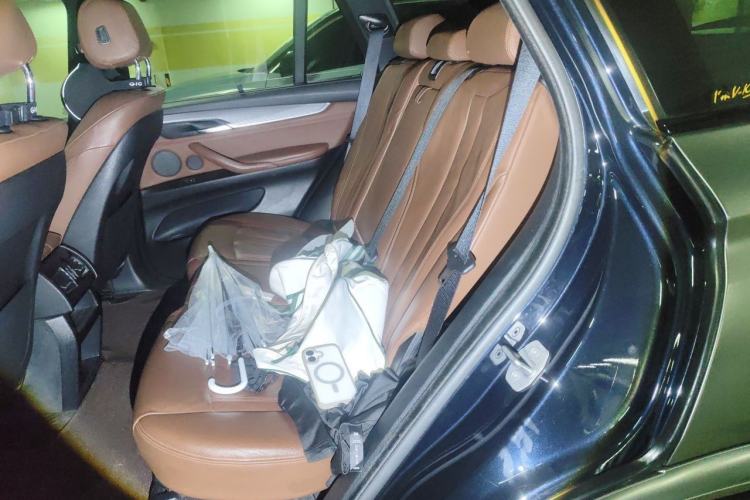 Used BMW X5 2014 xDrive35i Luxury Edition Left Rear Seat
