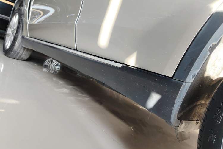Used BMW X5 2014 xDrive35i Elegant Edition Left Side Sill