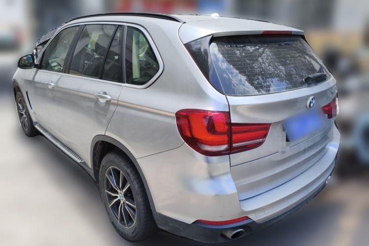 Used BMW X5 2014 xDrive35i Elegant Edition Rear Left 45 Deg