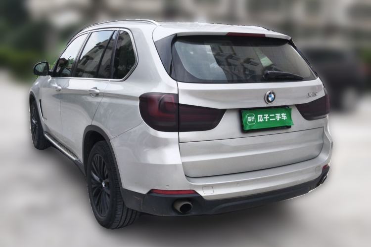 Used BMW X5 2014 xDrive35i Luxury Edition Rear Left 45 Deg