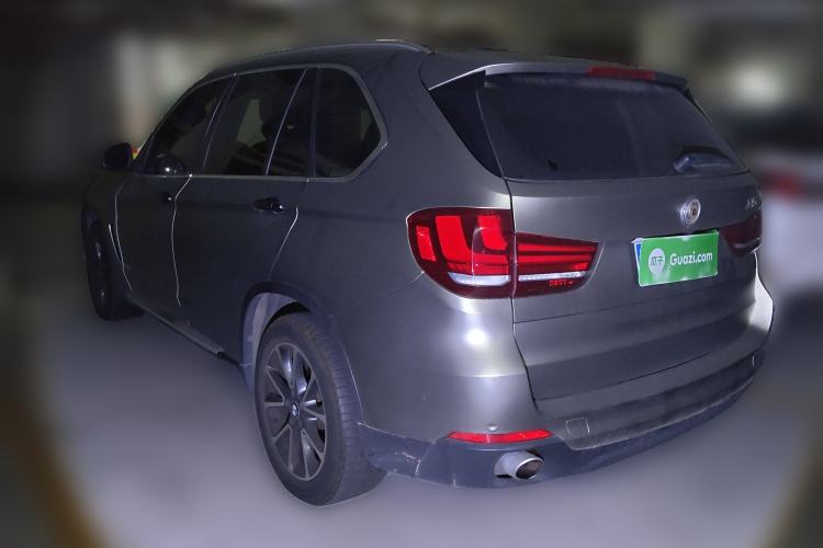 Used BMW X5 2014 xDrive35i Leading Model Rear Left 45 Deg