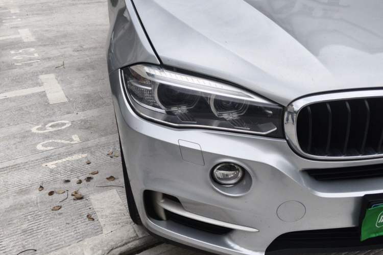 Used BMW X5 2014 xDrive35i Luxury Edition Right Front Headlight