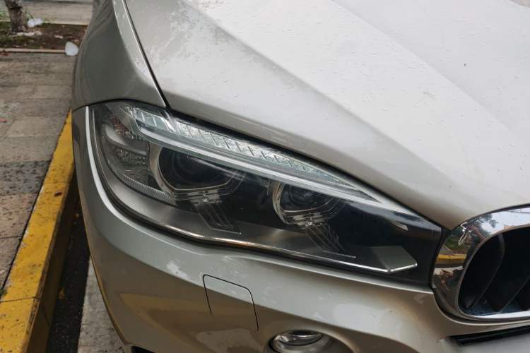 Used BMW X5 2014 xDrive35i Elegant Edition Right Front Headlight