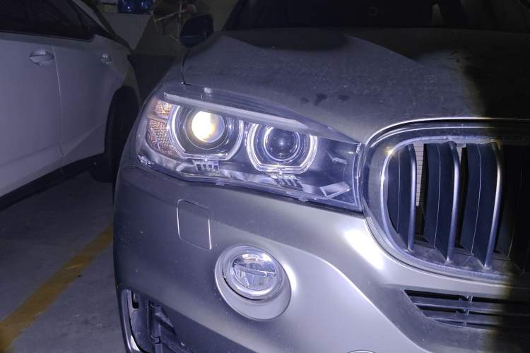 Used BMW X5 2014 xDrive35i Leading Model Right Front Headlight