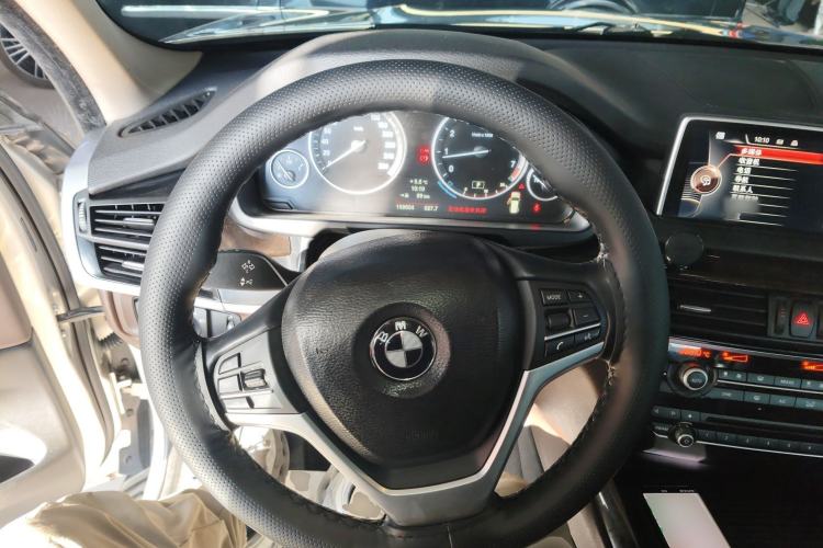 Used BMW X5 2014 xDrive35i Elegant Edition Steering Wheel