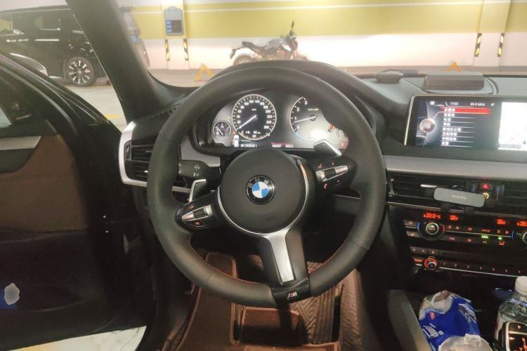 Used BMW X5 2014 xDrive35i Luxury Edition Steering Wheel