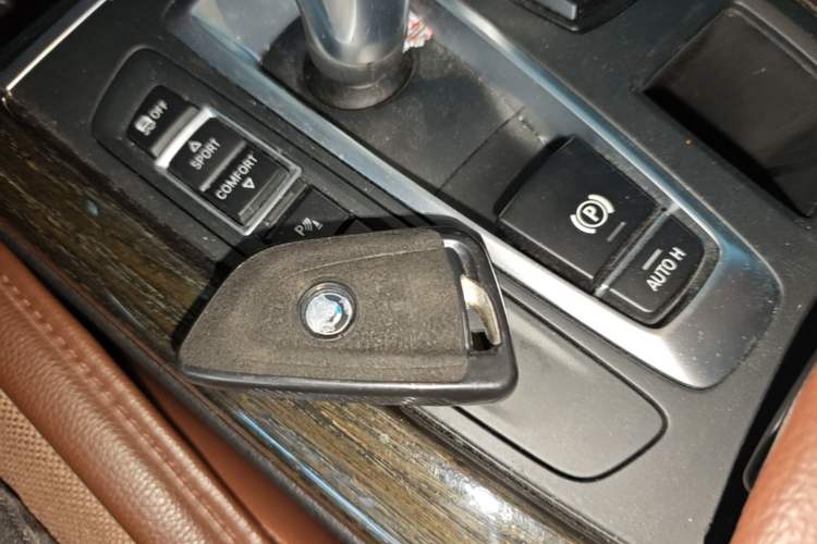 Used BMW X5 2014 xDrive35i Leading Model Vehicle Key