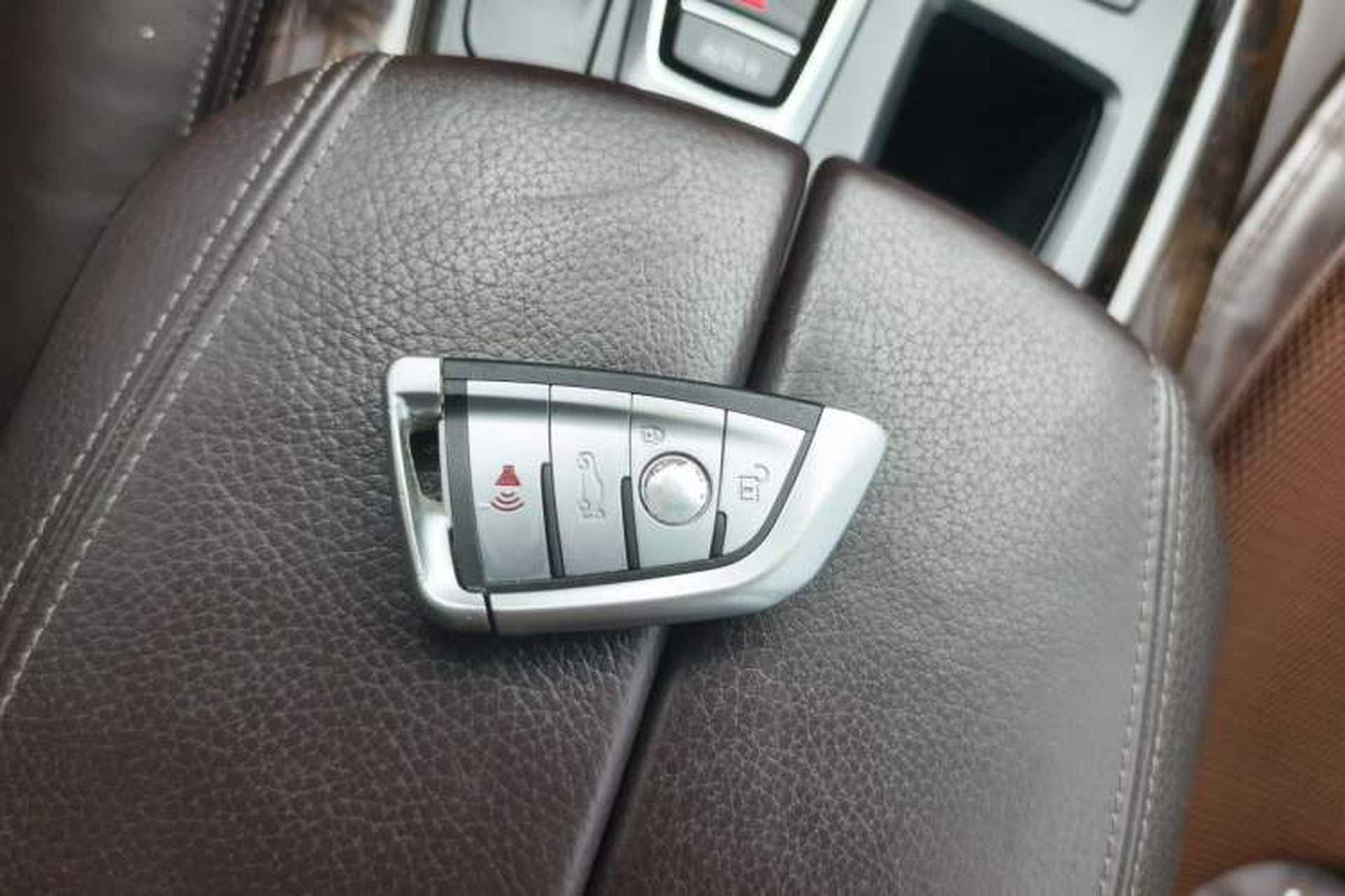 Used BMW X5 2014 xDrive35i Elegant Edition Vehicle Key