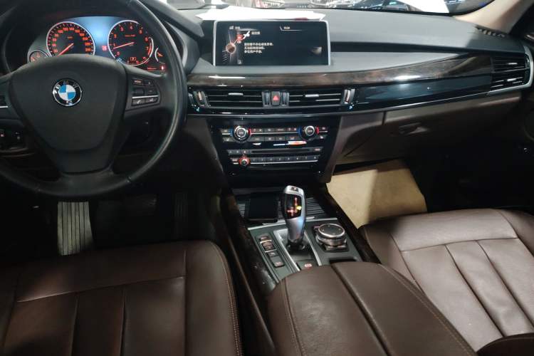 Used BMW X5 2014 xDrive35i Elegant Edition Audio And AC Panel