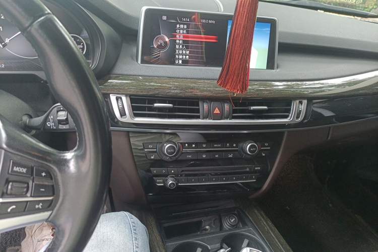 Used BMW X5 2014 xDrive35i Elegant Edition Audio And AC Panel