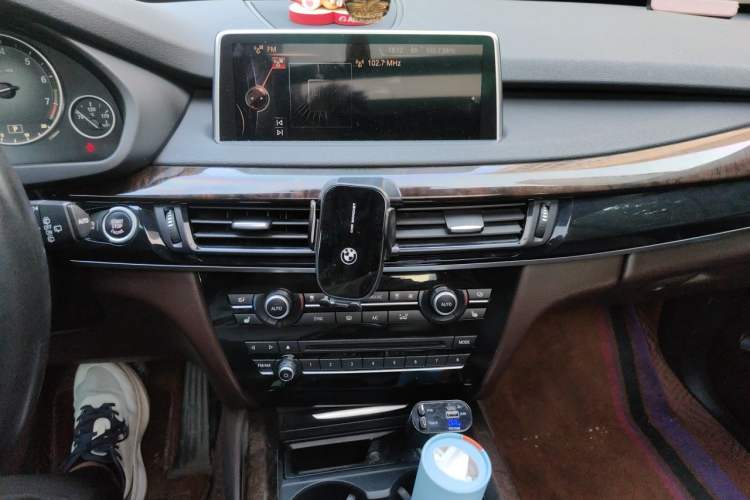 Used BMW X5 2014 xDrive35i Elegant Edition Audio And AC Panel