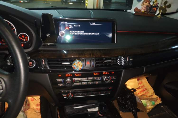 Used BMW X5  Audio And AC Panel
