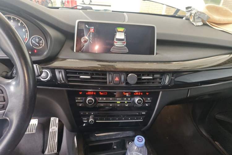 Used BMW X5 2014 xDrive35i Leading Model Audio And AC Panel